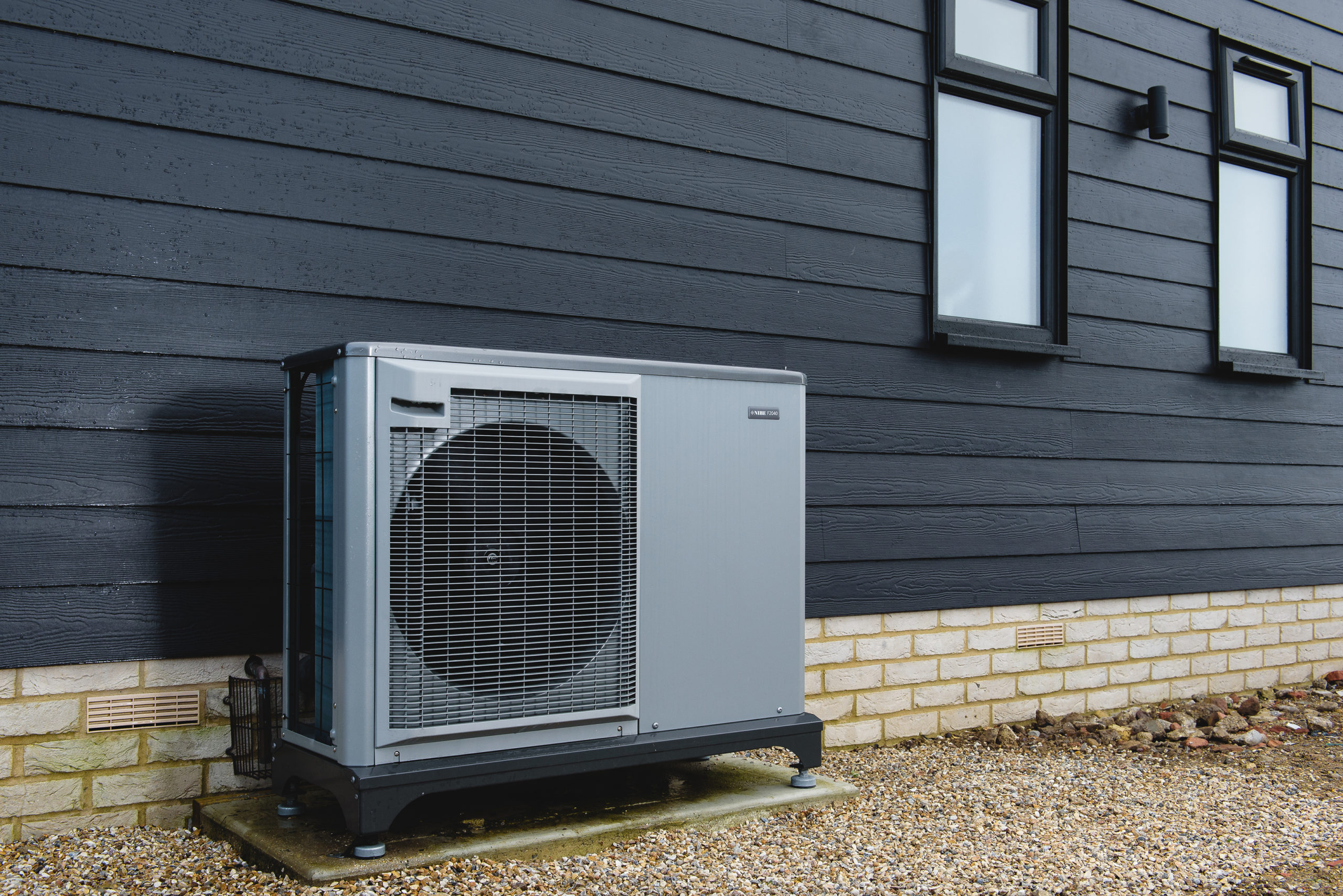 Pompe à chaleur installée à l'extérieur